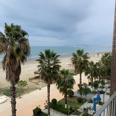 Apartament Beach Durres *
